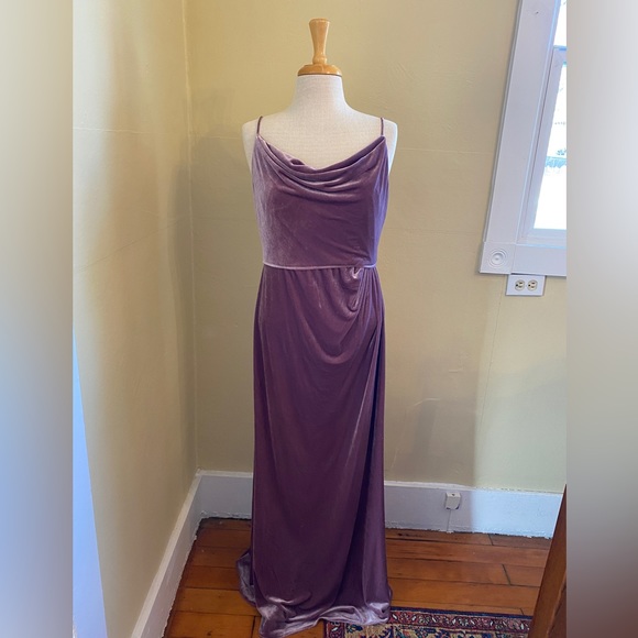 Adrianna Papell Women's Cowl Neck Velvet Gown, Antique Rose - Picture 4 of 8